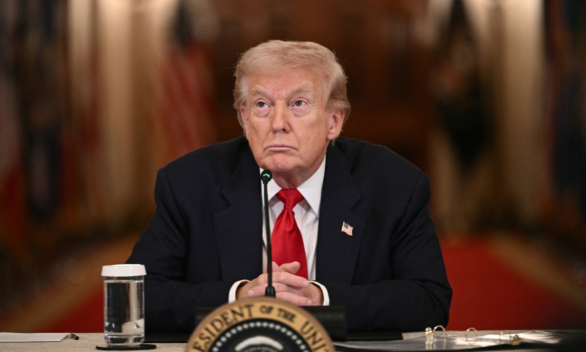 Ông Trump sẽ ký lệnh khẩn trả lương cho nhân viên an ninh sân bay