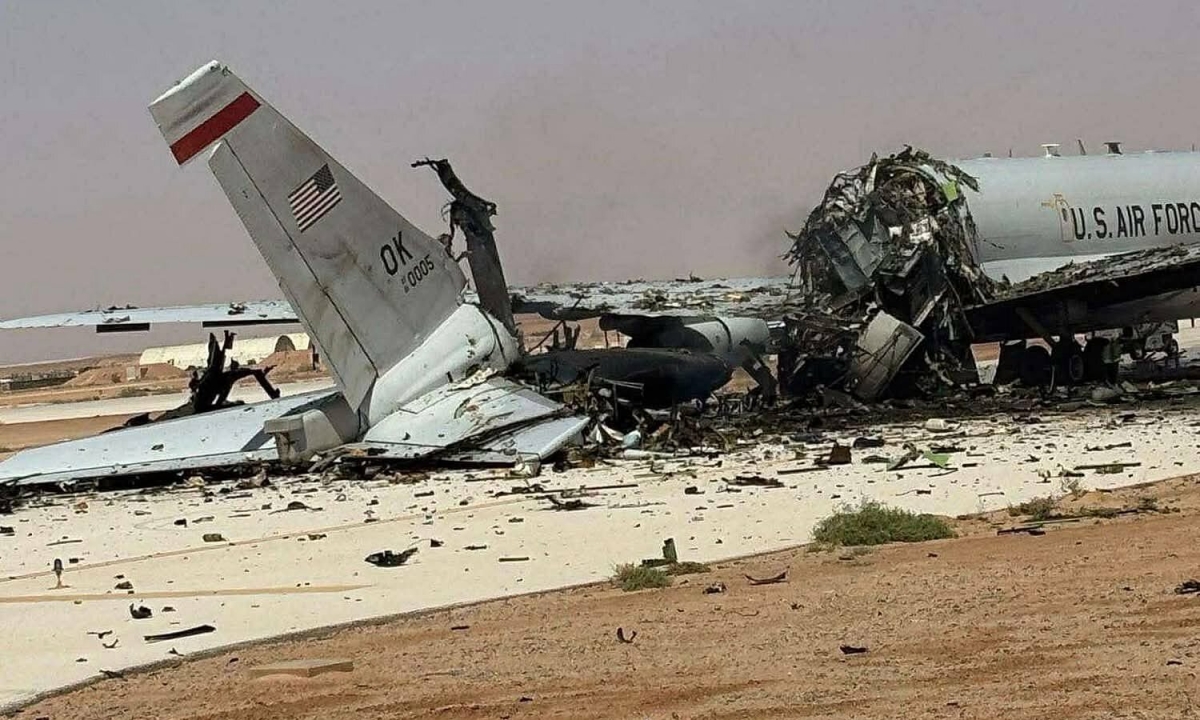 Xuất hiện ảnh 'máy bay mắt thần Mỹ hư hại' sau đòn đánh của Iran