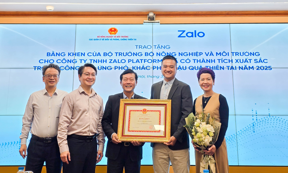 Zalo nhận bằng khen cho ứng dụng cảnh báo, ứng phó thiên tai