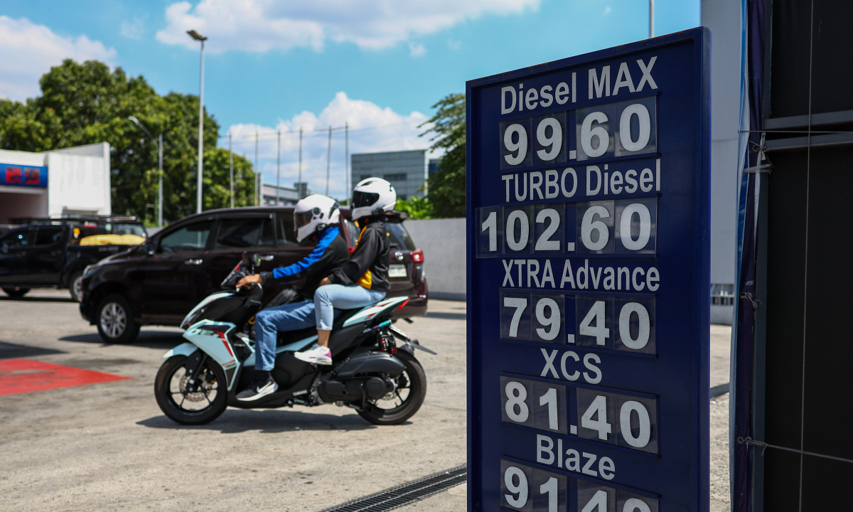 Tàu mang cờ Philippines 'được Iran cho phép' đi qua eo biển Hormuz