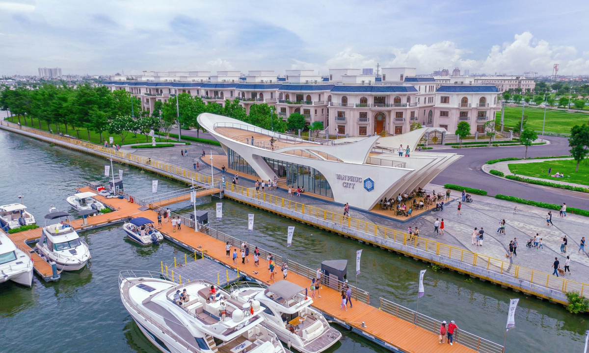 Bến du thuyền nội khu tạo lợi thế thương mại cho Van Phuc City
