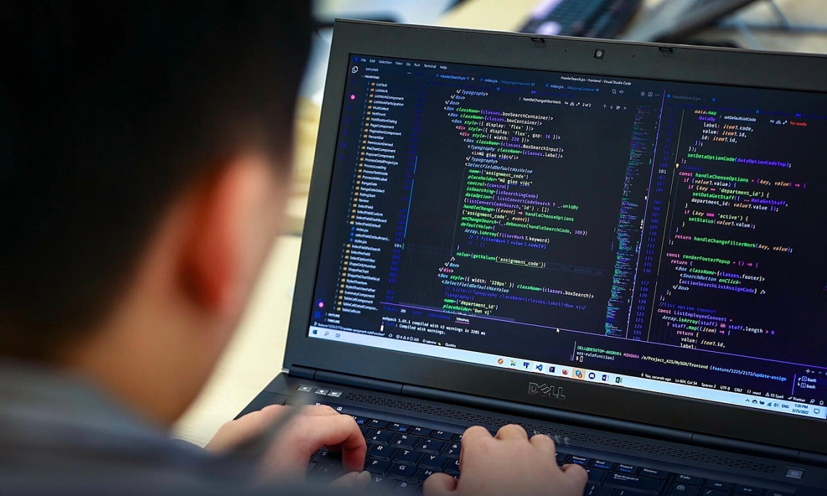 Thị trường IT Việt thiếu người giỏi, dư người code cơ bản khi AI đổi chuẩn tuyển dụng