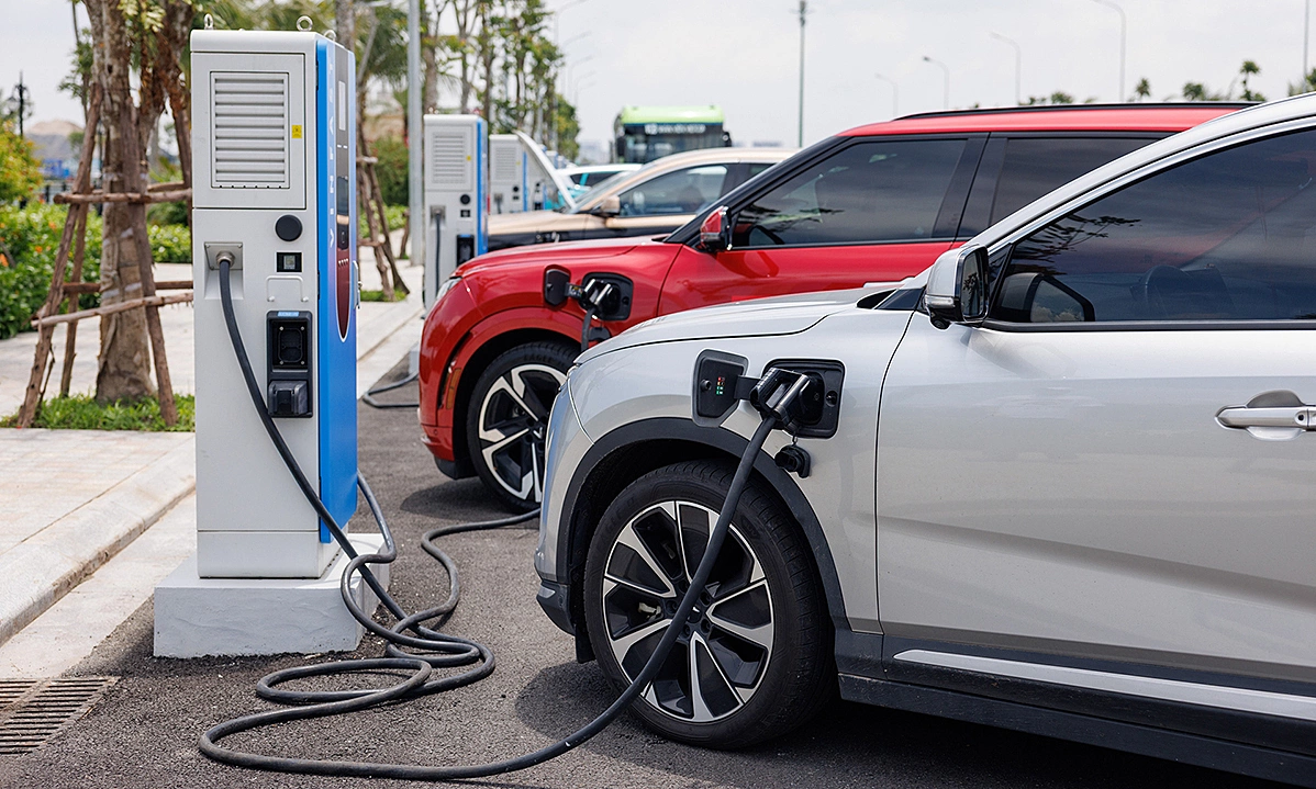 Cuộc đua trạm sạc ôtô điện tại Việt Nam vnexpress.net