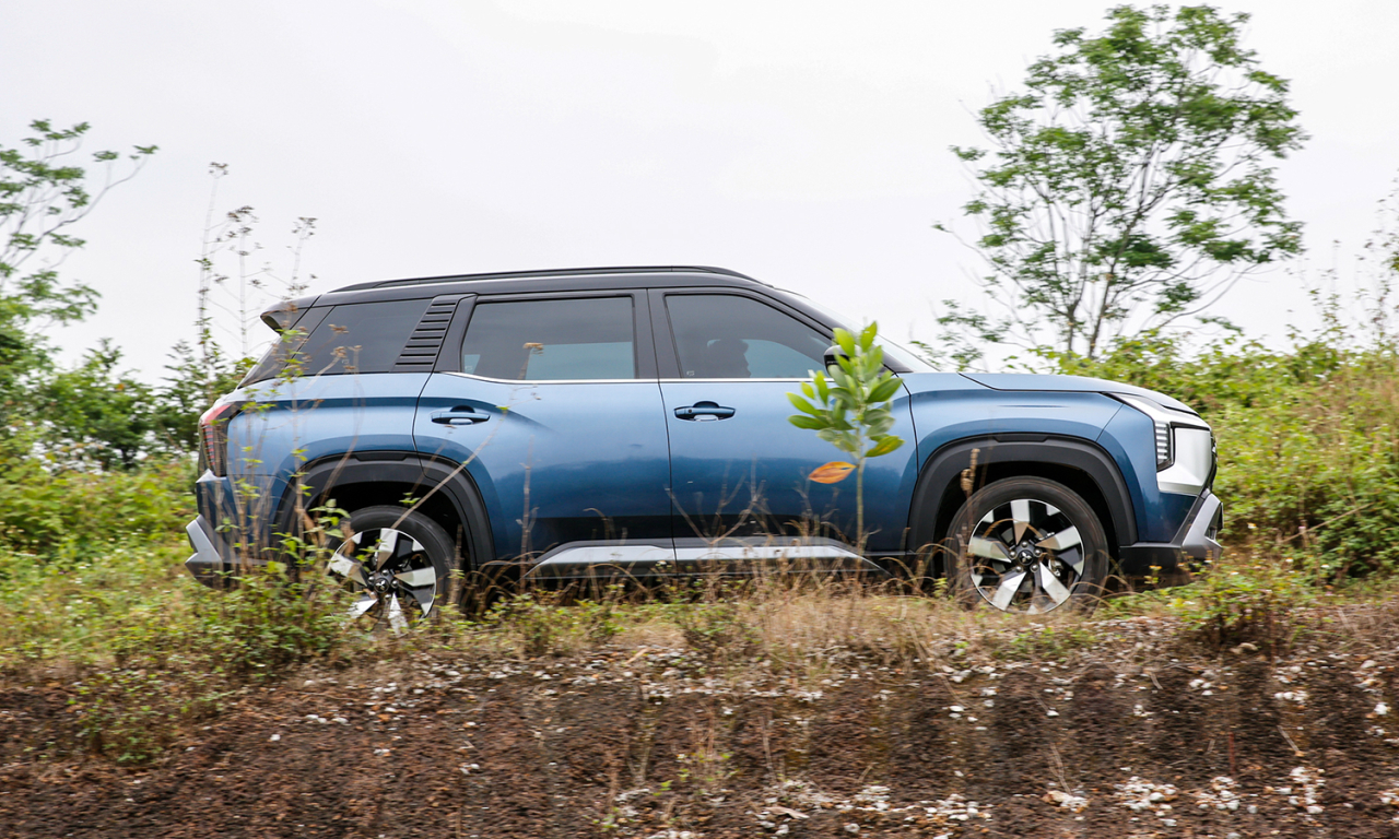 Những mẫu xe gầm cao bán nhiều nhất tháng 3