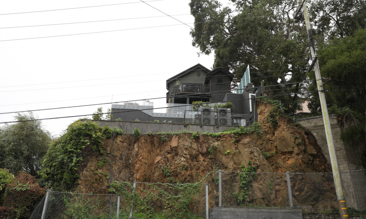 Nhà của ông chủ ChatGPT bị tấn công bằng "thiết bị gây cháy"