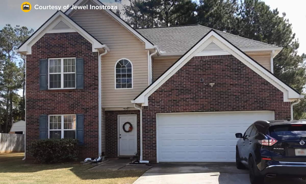 Mất nhà vì khoản nợ 400 USD với ban quản trị khu dân cư