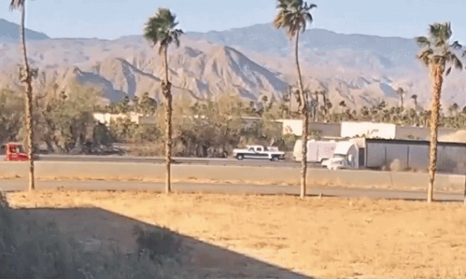 Xe đầu kéo đấu đầu xe trộn bê tông, một người thiệt mạng