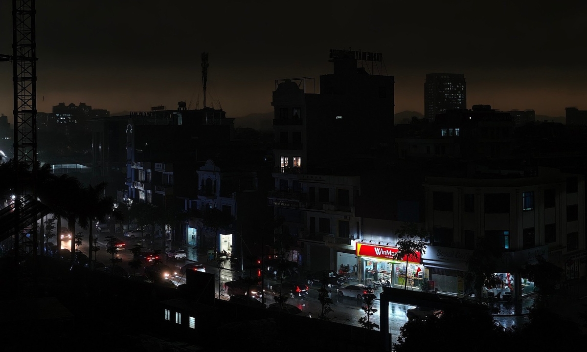 Miền Bắc liên tiếp đón không khí lạnh gây mưa giông