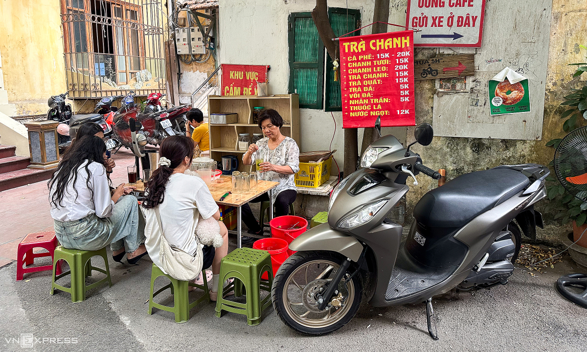 Những cư dân nội đô vẫn coi 'xe xăng là số một'