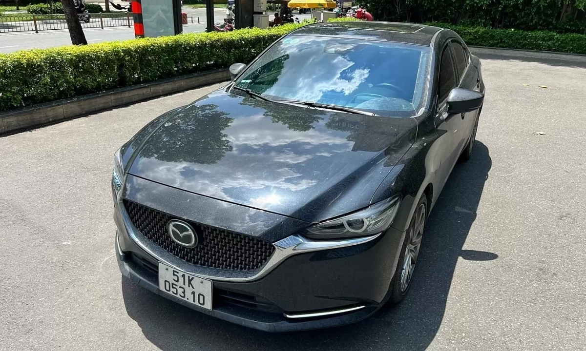 Nắng nóng gây hại gì cho xe xăng và xe điện?