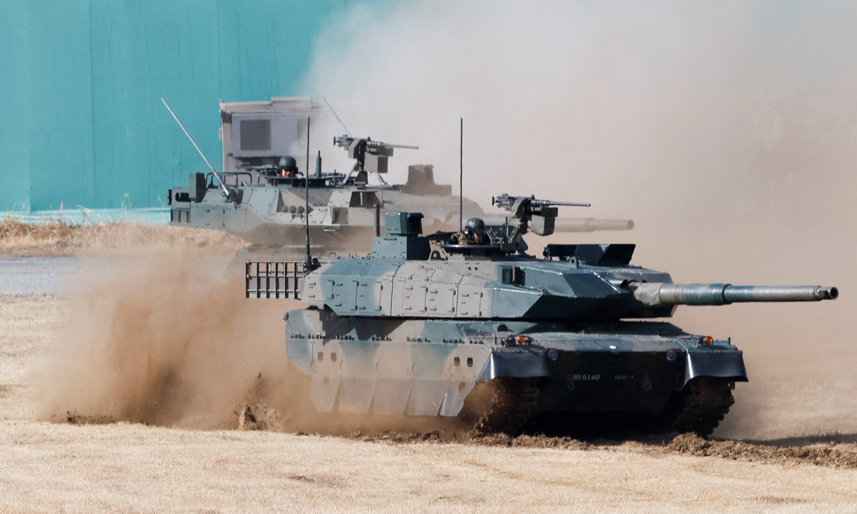 Nhật gỡ bỏ rào cản xuất khẩu vũ khí sát thương