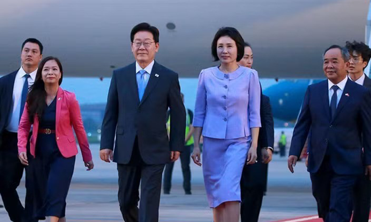 Tổng thống Hàn Quốc đến Việt Nam