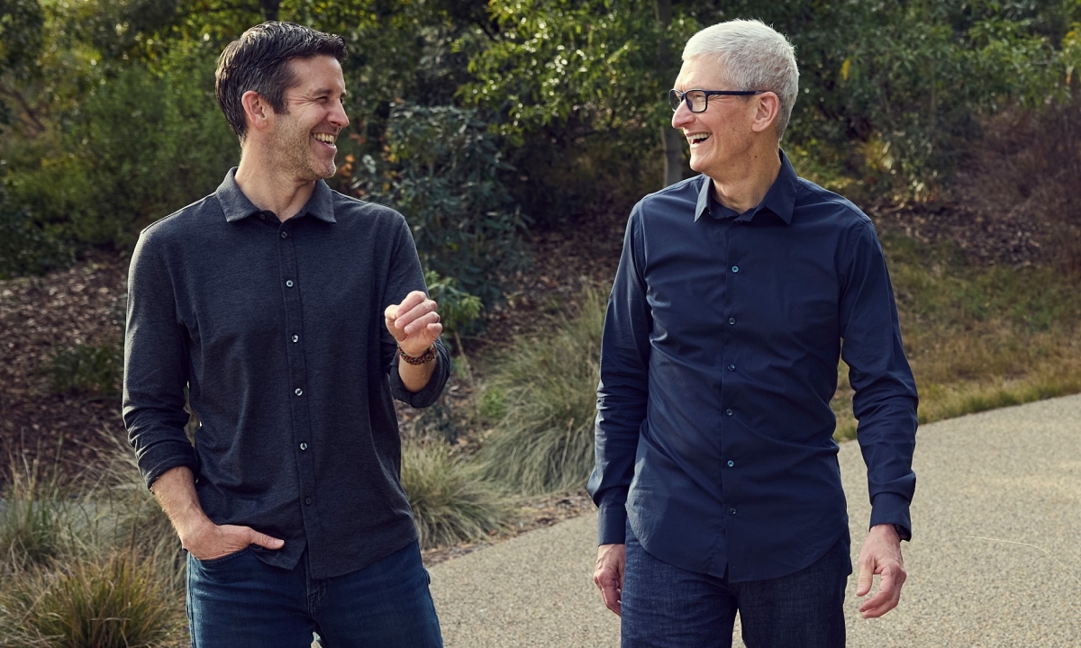 Tim Cook rời vị trí CEO Apple, chuyển giao cho John Ternus