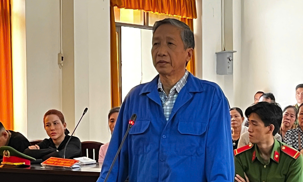 Cựu trưởng Công an Phú Quốc phủ nhận cùng 'em gái nuôi' lừa đảo