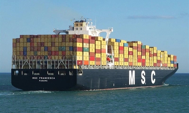 Iran tuyên bố bắt giữ hai tàu hàng tìm cách qua eo biển Hormuz