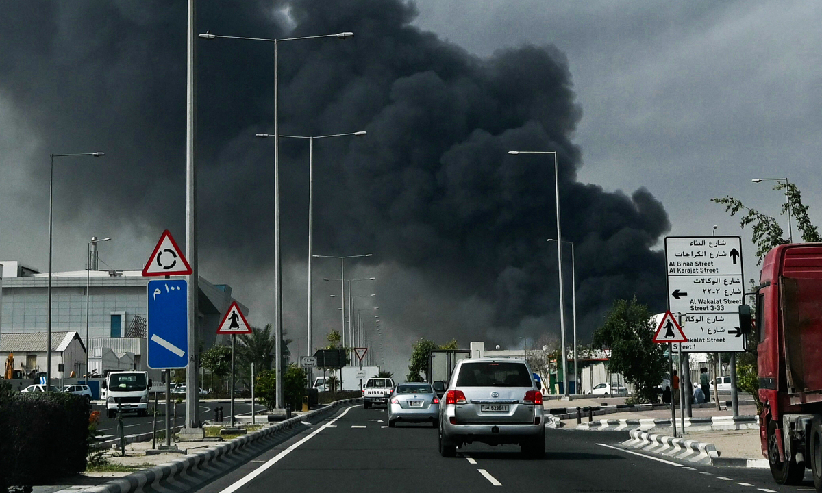 Iran cảnh báo láng giềng 'chuẩn bị vĩnh biệt sản xuất dầu'