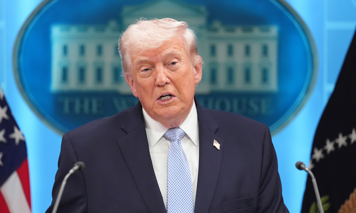 Mỹ gia hạn lệnh ngừng bắn với Iran