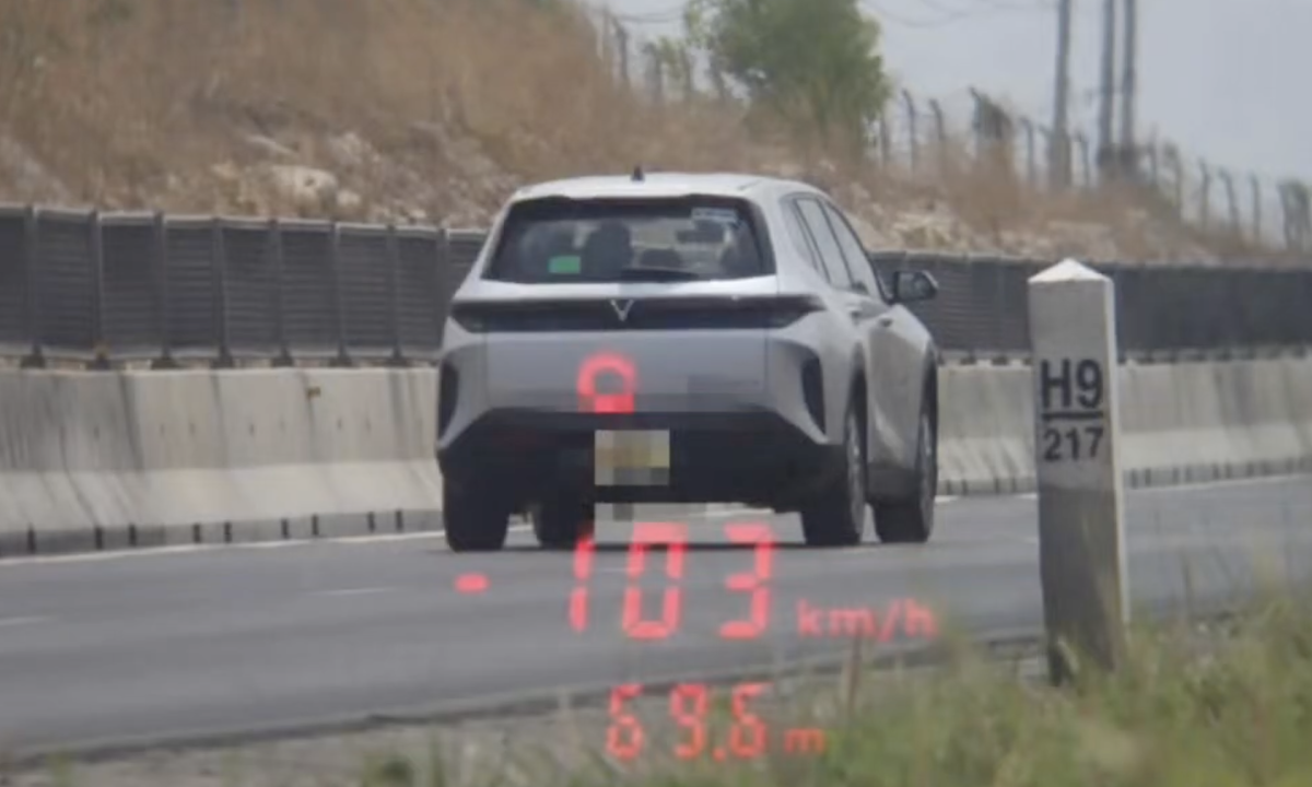 Bị phạt 118 triệu đồng vì ôtô chạy quá tốc độ, không giấy tờ