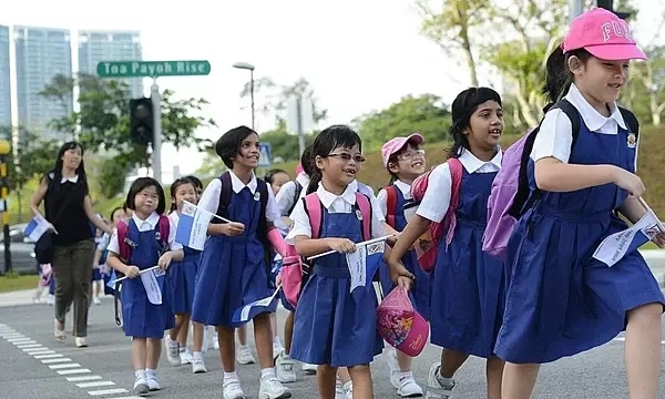 Mẹ bị phạt tù vì khai gian địa chỉ để 'chạy trường' cho con