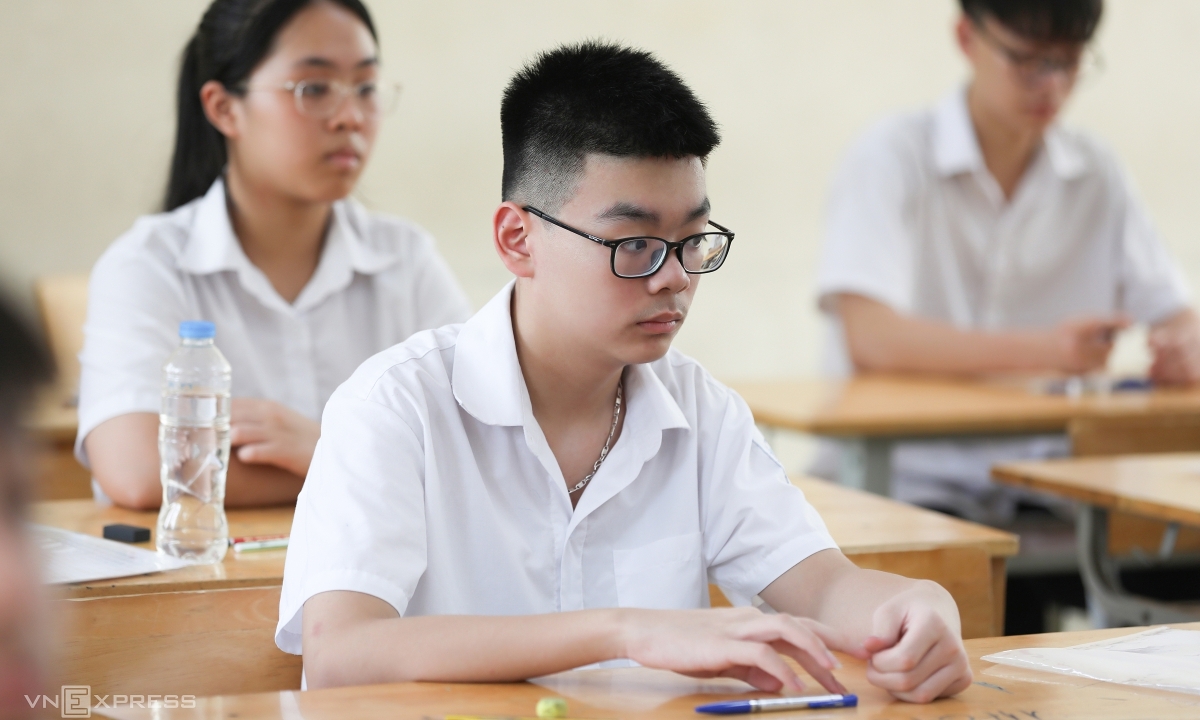 Học sinh thi lớp 10 ở Hà Nội năm 2027 tăng 'phi mã'