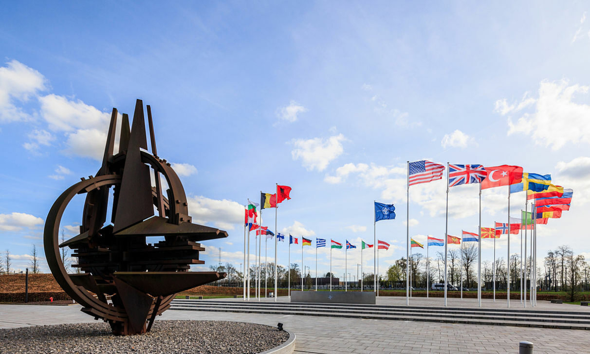 NATO bác khả năng đình chỉ tư cách thành viên của Tây Ban Nha