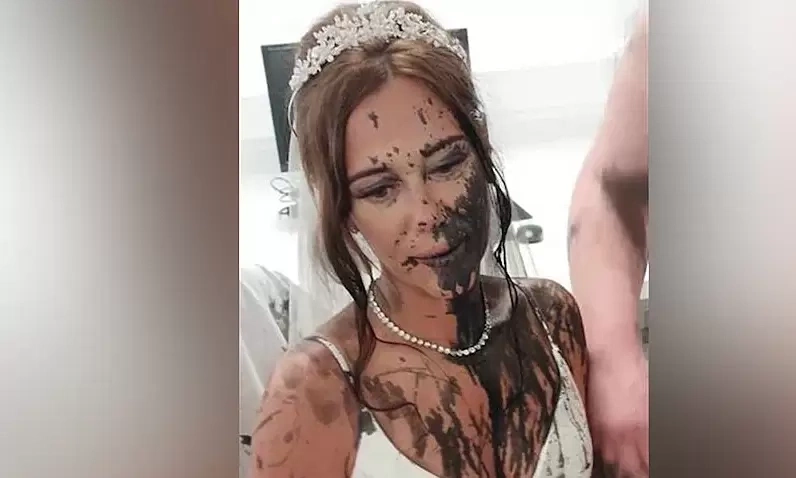 Chị dâu đổ sơn đen vào em chồng trong ngày cưới vì không ưa