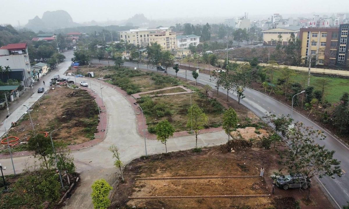 Đất đấu giá phía tây Hà Nội trúng cao nhất 125 triệu đồng một m2