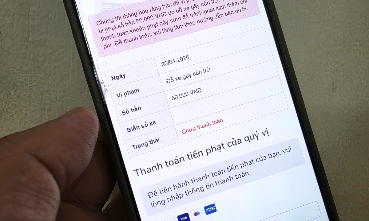 Chiêu lừa 'phạt nguội 50.000 đồng' để chiếm thẻ ngân hàng