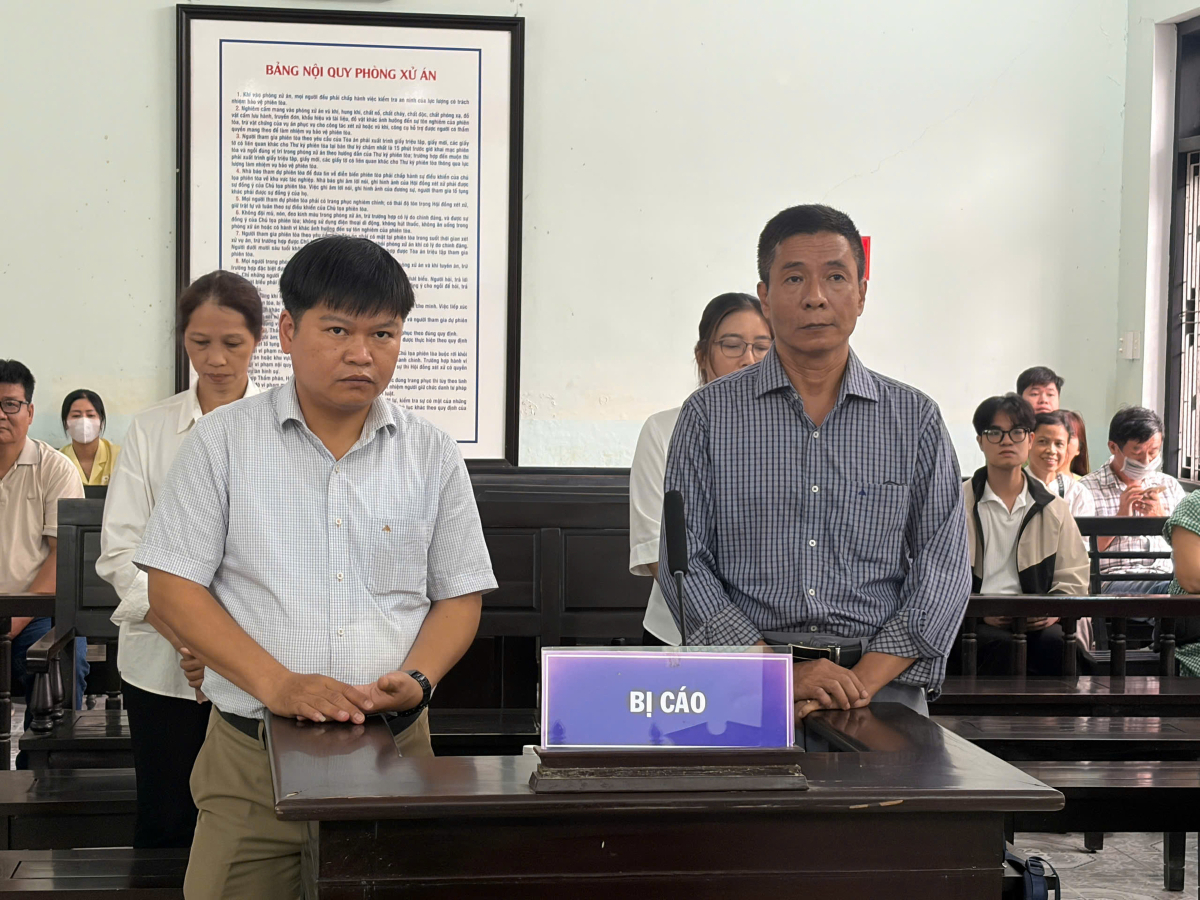 Cựu giám đốc CDC Huế bị kết tội trong vụ 'mua ngoài' gần 20.000 liều vaccine tiêm chủng