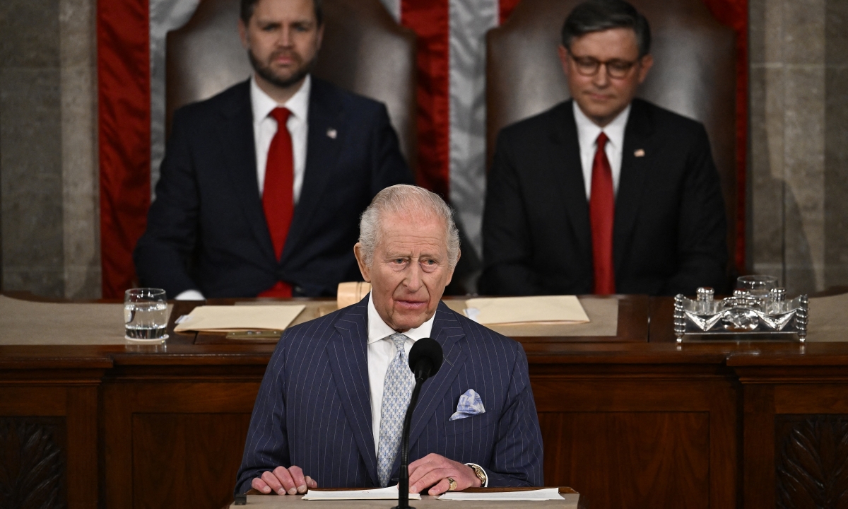 Vua Anh kêu gọi đoàn kết khi phát biểu trước quốc hội Mỹ