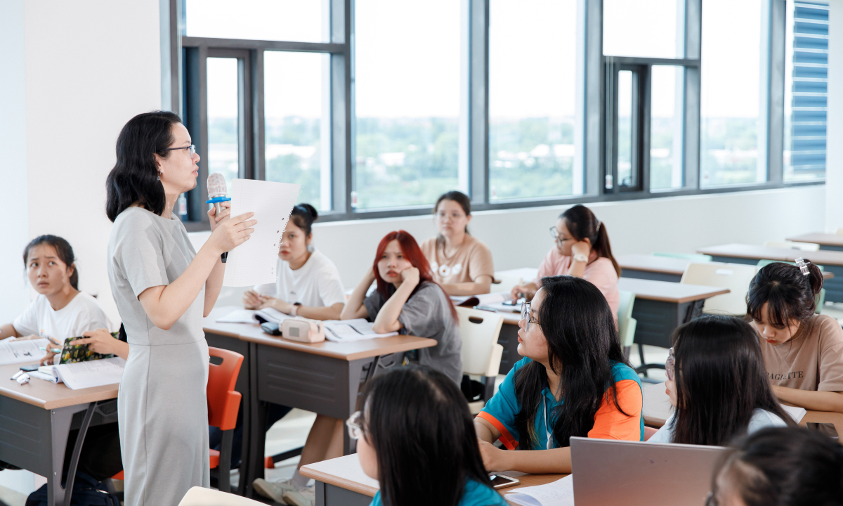 Công thức tính điểm xét kết hợp vào Đại học Kinh tế TP HCM