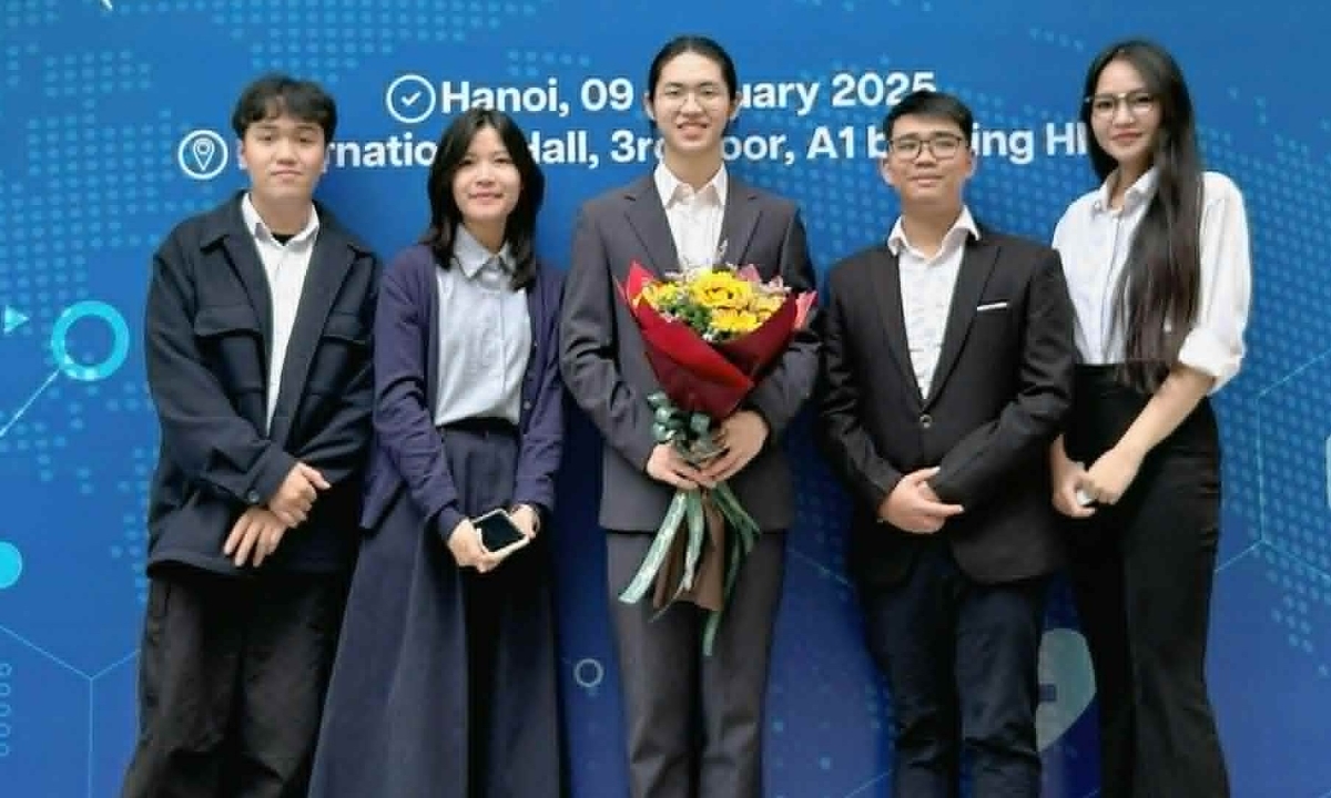 Nhóm sinh viên Y Hà Nội công bố quốc tế về ung thư dạ dày