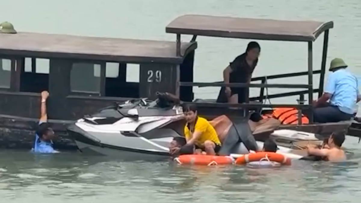 Nhân chứng kể giây phút lao xuống sông cứu VĐV flyboard gặp nạn