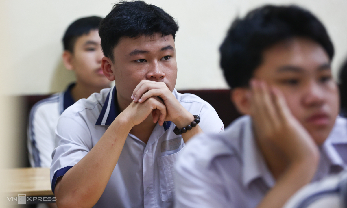 Hơn 17.800 học sinh TP HCM bỏ thi lớp 10 công lập