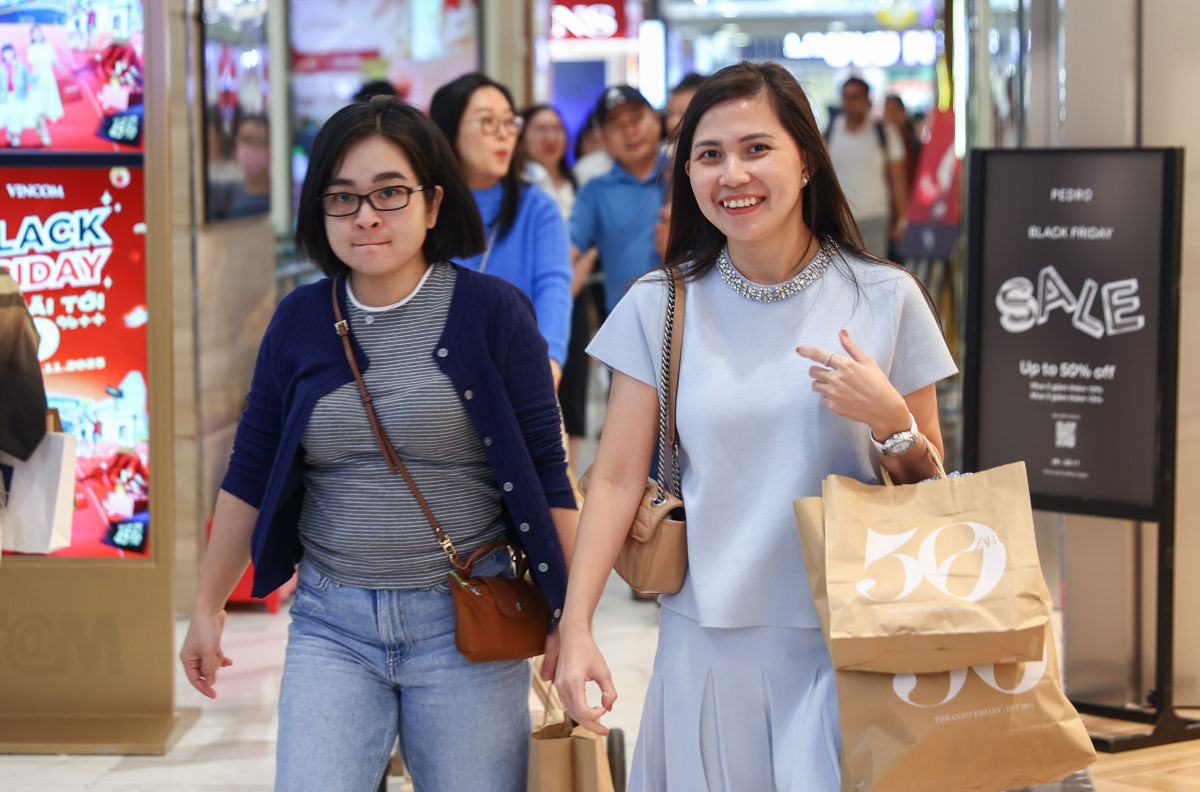 Người dân thành phố nào có thu nhập bình quân cao nhất?