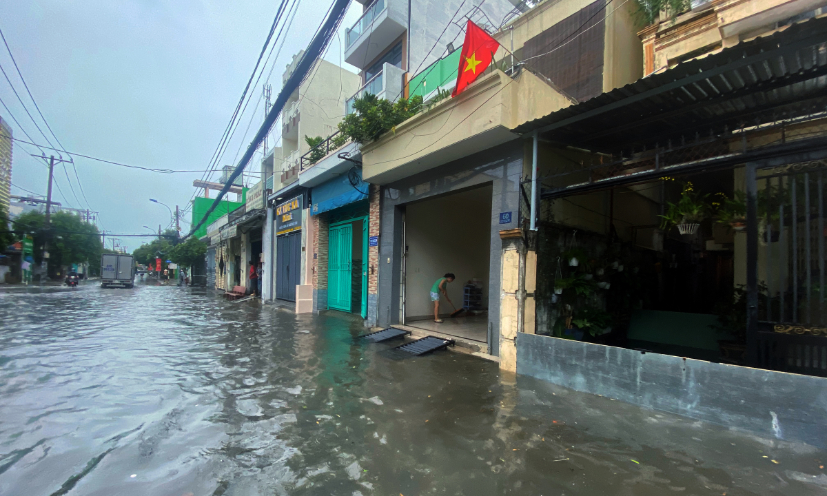 Có nên mua nhà trung tâm nhưng dễ ngập nước?