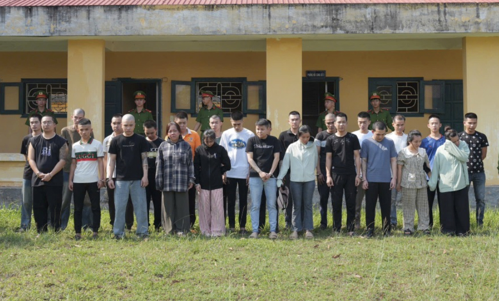Hơn 60 người trong đường dây lừa đảo ở Campuchia bị bắt