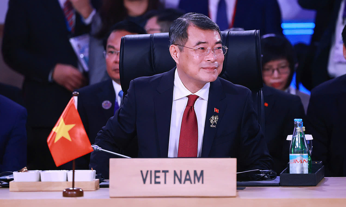 Thủ tướng: Việt Nam sẵn sàng hỗ trợ ASEAN lương thực trong tình huống khẩn cấp