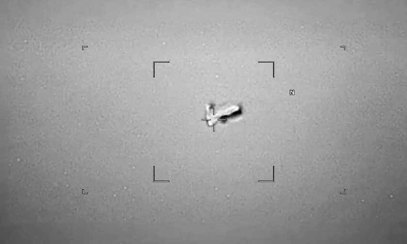 Có gì trong hồ sơ UFO được Lầu Năm Góc giải mật
