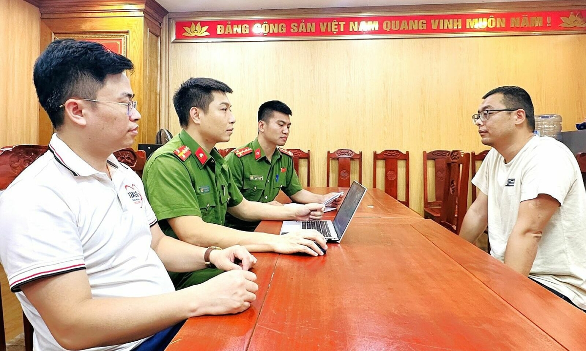 Gần 6.000 tấn chất thải từ trại lợn 'xả bẩn' ra môi trường bị phát hiện