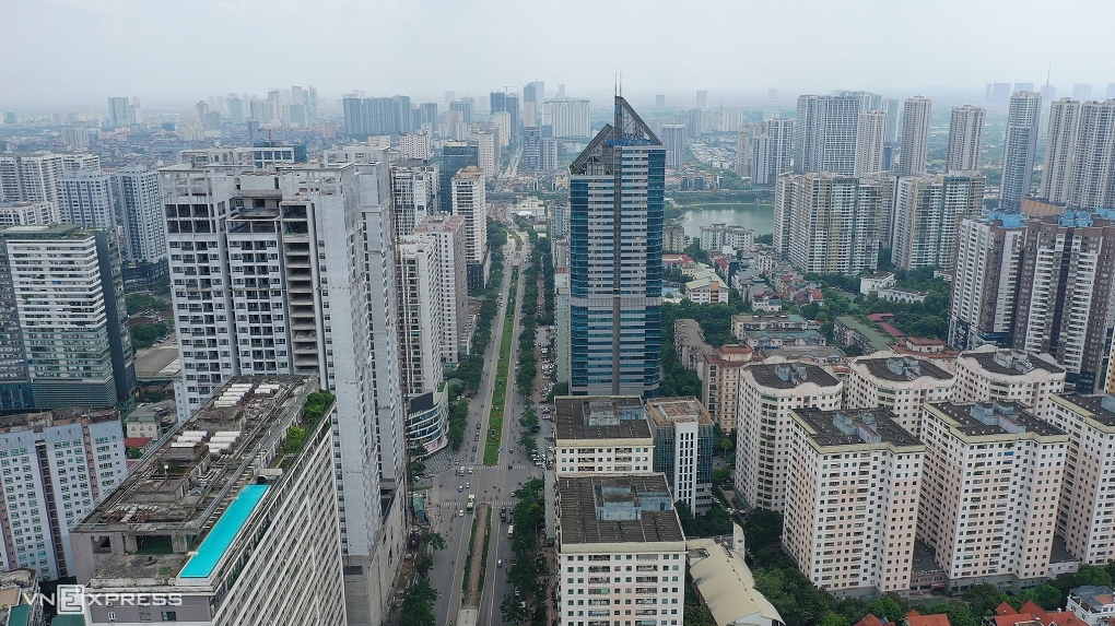 'Chung cư cao tầng ngột ngạt trong vùng lõi Hà Nội '