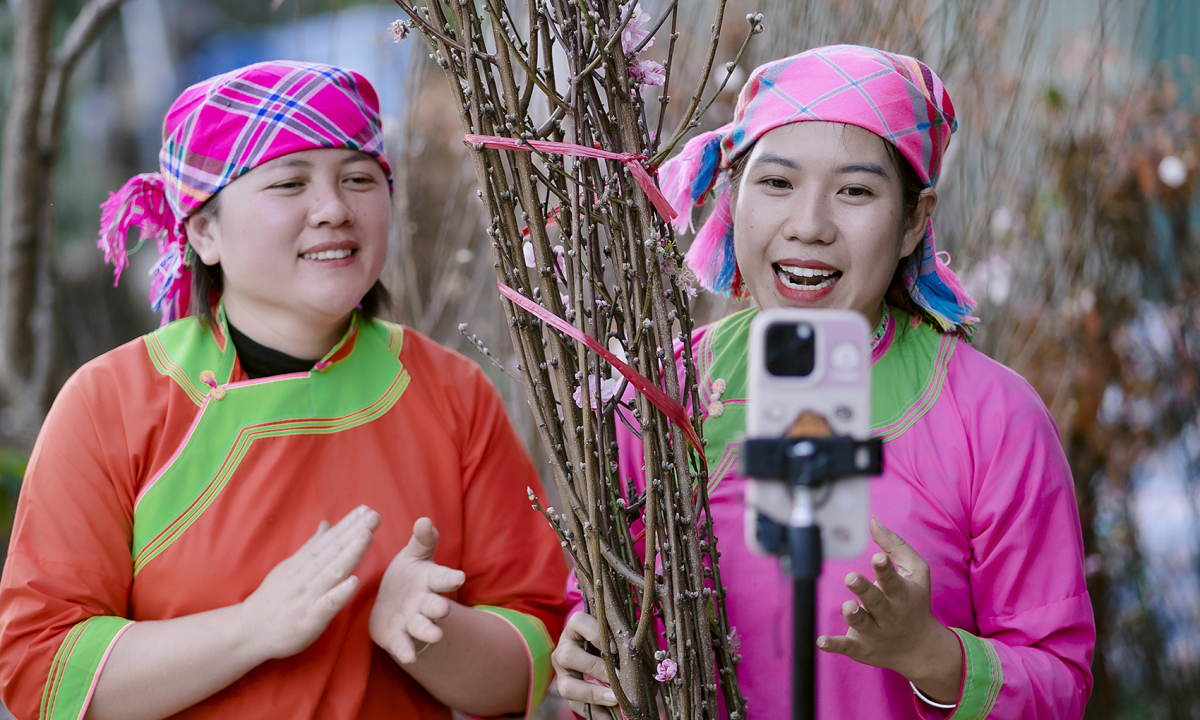 TikTok muốn thúc đẩy mô hình 'xã thương mại điện tử' ở Việt Nam