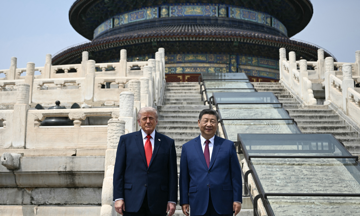Ông Tập và ông Trump thăm Thiên Đàn