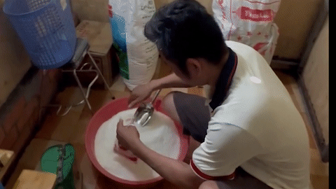 Đường dây sản xuất hơn 4 tấn bột ngọt giả bị phát hiện tại TP HCM