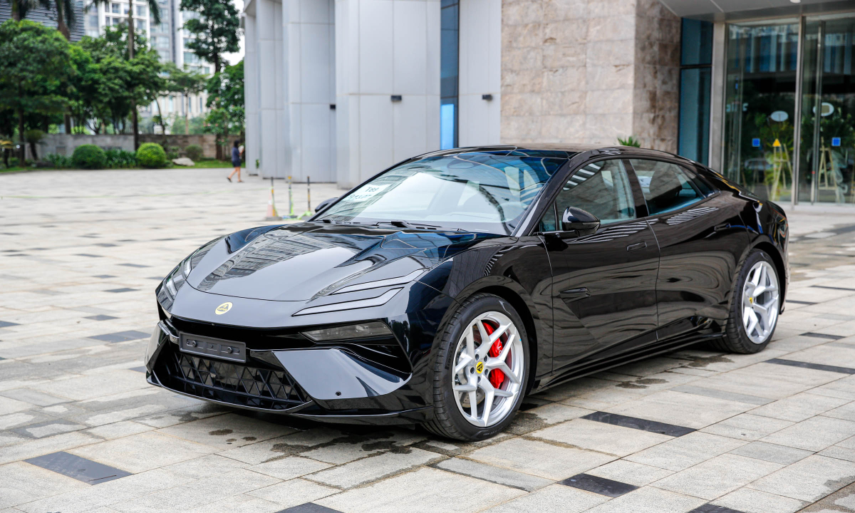 Emeya - xe thể thao giá thấp nhất của Lotus