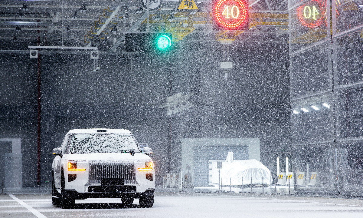 Sếp Lynk & Co: 'R&D công nghệ an toàn vượt tiêu chuẩn ngành'