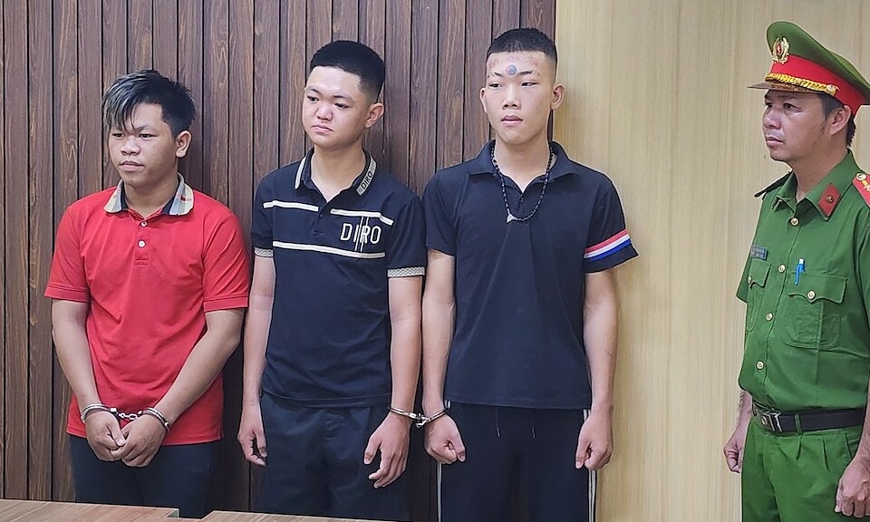 Nhóm ném bom xăng vào nhà đối thủ bị bắt