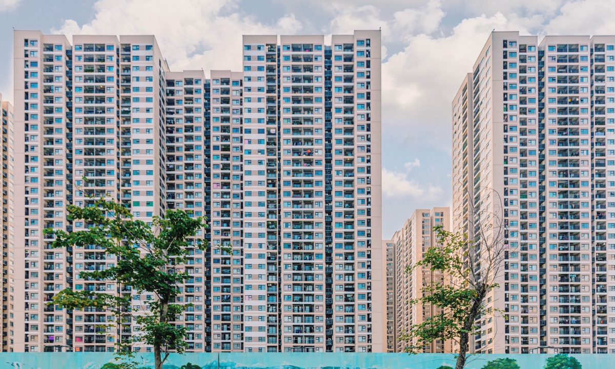 Có 5 tỷ đồng nên mua căn hộ mới vùng ven hay cũ ở trung tâm?