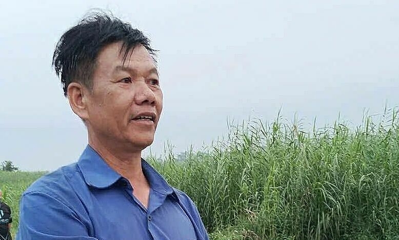 Người đàn ông lao xuống sông Lô tìm học sinh đuối nước