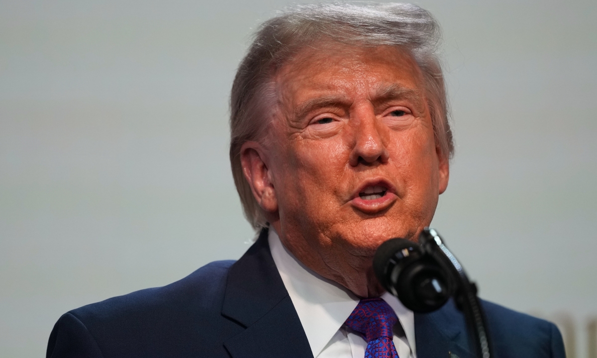 Ông Trump tuyên bố hoãn kế hoạch tấn công Iran